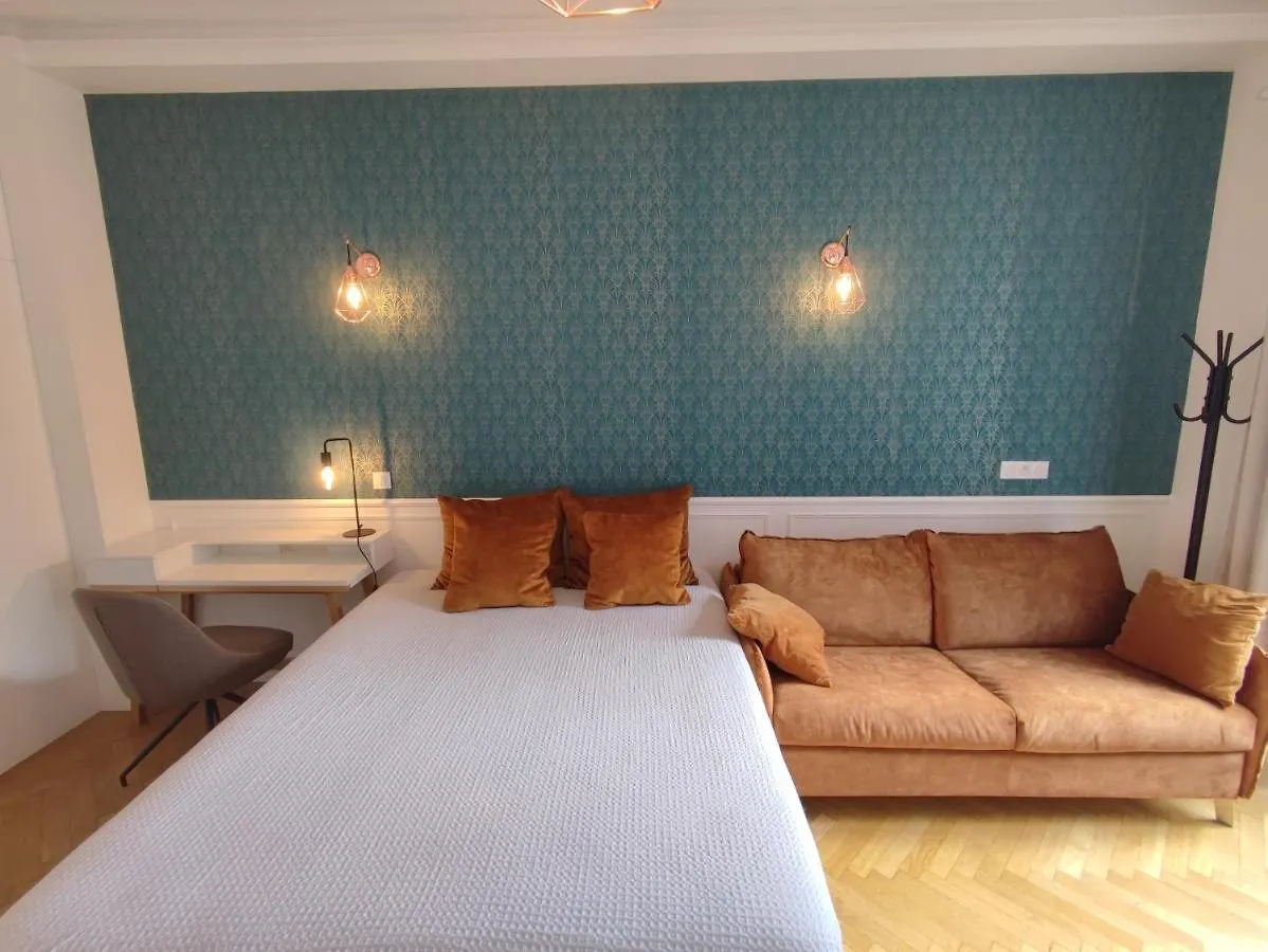 Nice Central Boutique Studio Apartments 1