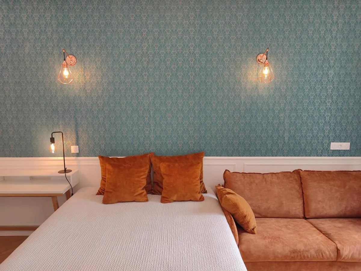 Nice Central Boutique Studio Apartments 1