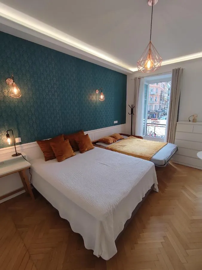 Nice Central Boutique Studio Apartments 1